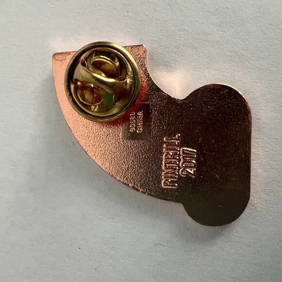 Pintrill 2017 Rainbow and Cloud Enamel Pin on Gold Tone Backing - Picture 5 of 5